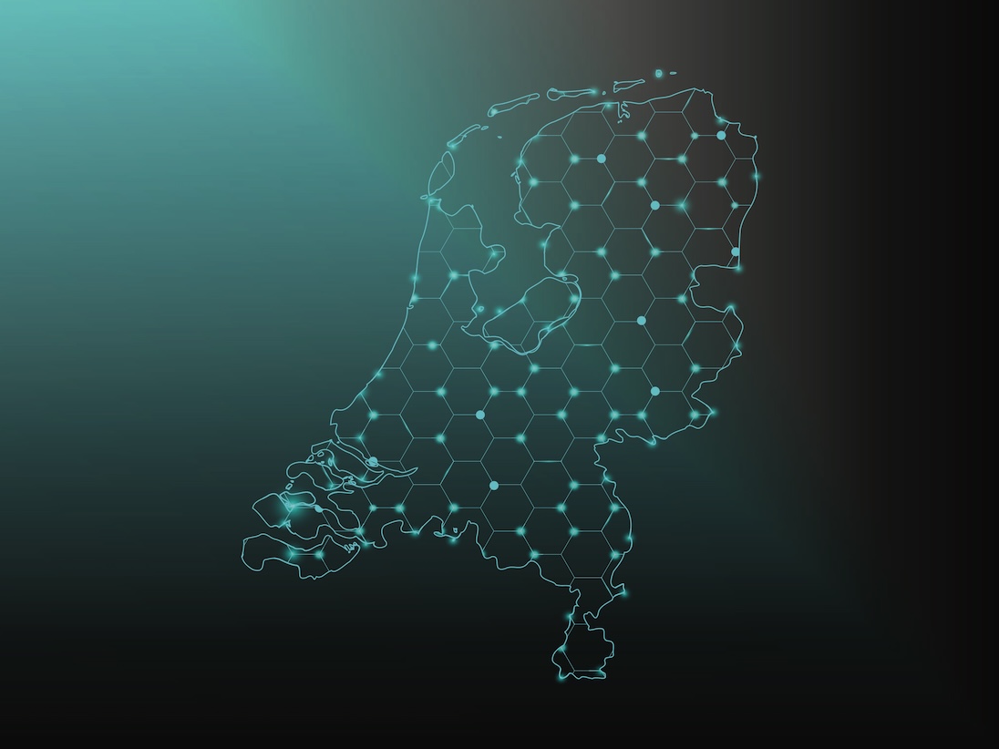 satellietfoto van Nederland met lichtjes